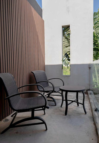 Casa En Venta En Calle Privada Ubicada En Temozón Norte, Mérida.