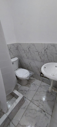 Imagen 2 de 9 de Habitación Con Baño En Callao (cerca Al Aeropuerto)