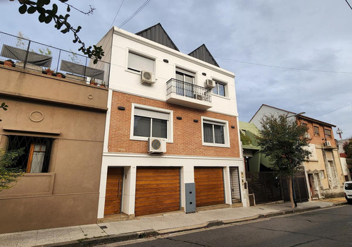 Caballito - Duplex 3 Dormitorios En Venta - Impecable