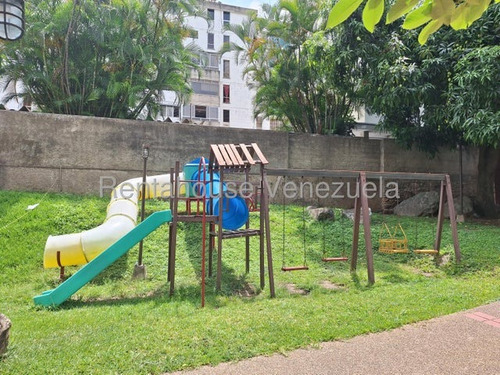 Tg Apartamento En Piso Bajo Con Pozo De Agua, En Alquiler, Canon Incluye Condominio, En Santa Eduvigis 25-18127 Ys