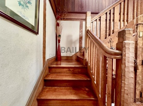 Se Vende Preciosa Y Gran Casa En Cerro Castillo