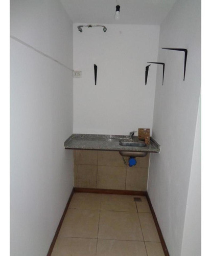 Imagen 8 de 9 de Local - Fisherton - Chazarreta Y Donado- 31 M2 -bajisimos Impuestos- Posibilidad De Financiar!