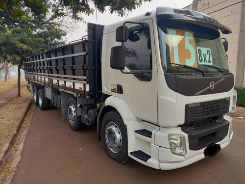 Imagem 6 de 8 de Volvo Vm 270 I-shift Vm 270 8x2 Bitruck