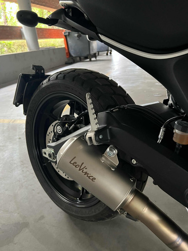 Ducati Scrambler Icon Dark 800