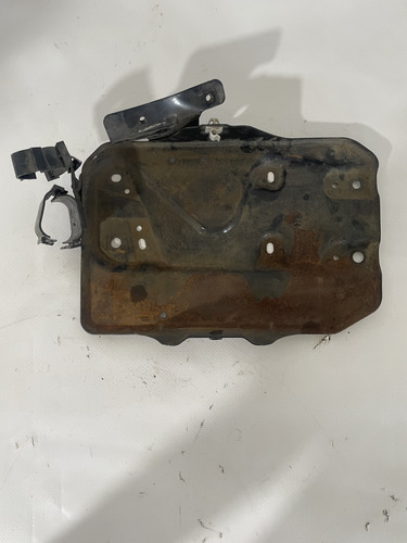 Base De Bateria Nissan Versa 1.6l 2020 (Usado)