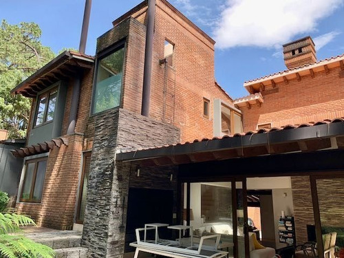 Imagen 1 de 13 de Casa En Condominio En Valle De Bravo