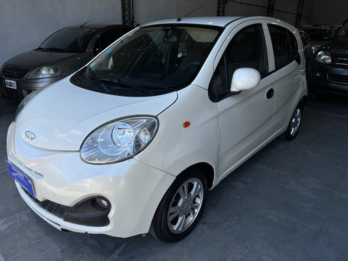 Imagen 2 de 16 de Chery Qq 1.0 Security Full Les Automotores