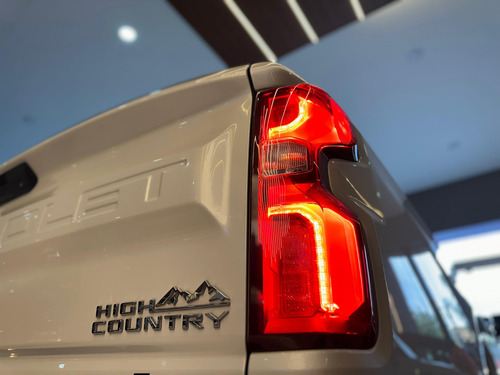 Chevrolet Cheyenne 6.2 2500 Doble Cab High Country 4x4 At