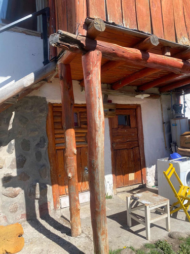 Cabañas En Construcción En Caviahue, Neuquén.