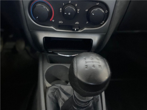 Fiat Palio 1.4 Mpi Attractive Weekend 8v Flex 4p Manual