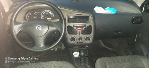 Imagem 4 de 4 de Fiat