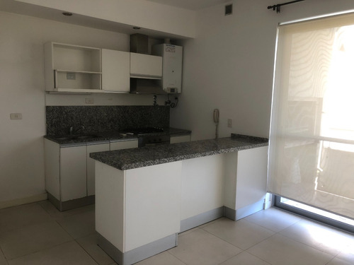 Alquiler Amoblado Y Equipado Condominio Civis Pilar Terraza Parrilla Cochera Cubierta Pileta Gym
