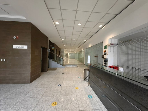 Edificio Oficinas En Col. Portales / 3,064m2c / 21 Privados