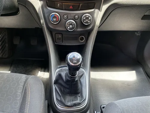 Chevrolet Tracker 1.8 Ls Mt 4x2 2017