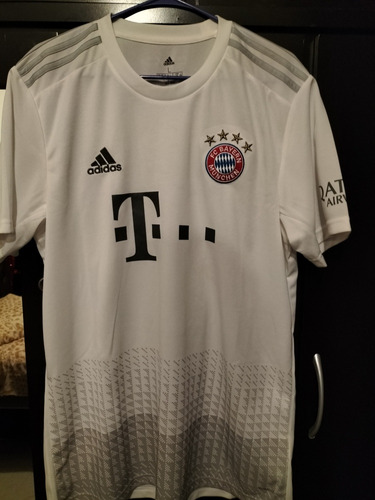 Jersey Bayern 2020 Visita