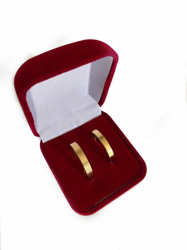 Par De Alianças 4mm Reta Banhado A Ouro 18k Casamento Namoro