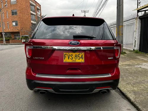 Ford Explorer 2.3 Limited 4x4