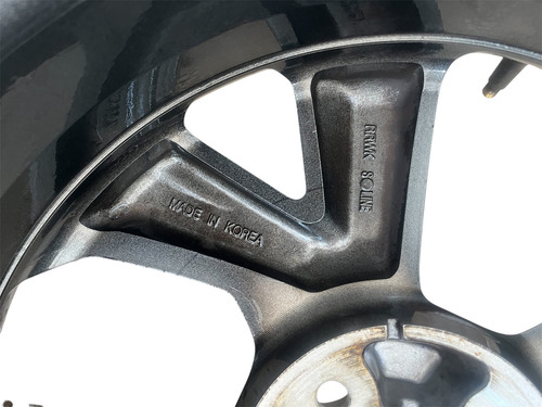 Roda Kia Stonic Híbrido 2024 Original Aro 17 Cinza Semi-nova Cinza (Usado)