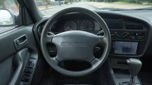 Toyota Camry 2.2 Xle