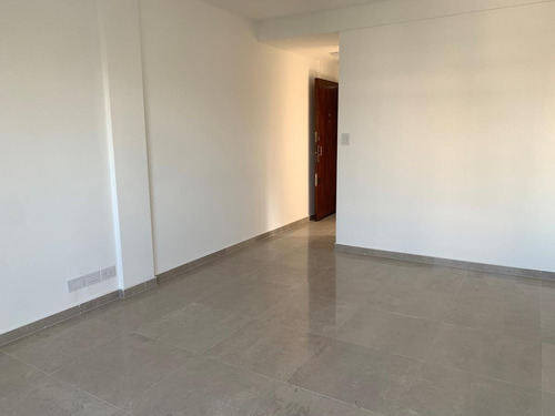 Imagen 9 de 28 de Departamento - Flores