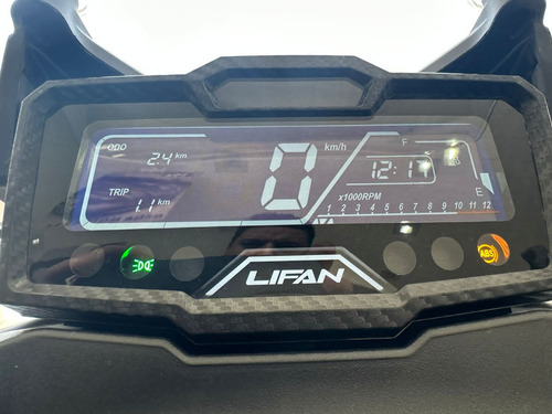 Imagen 8 de 24 de Honda Pcx 150 Dlx Solo Con Dni