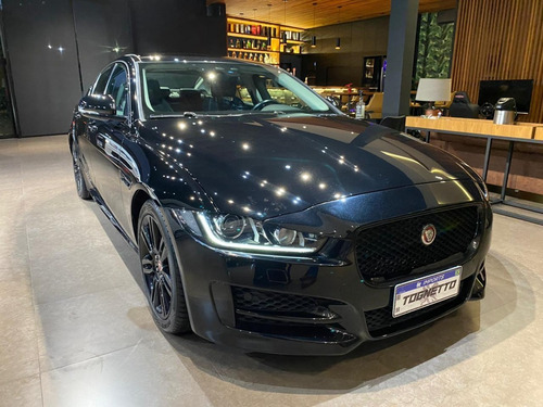 Jaguar Xe R-sport 2.0 Turbo 2016