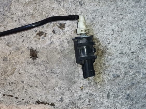 Valvula Canister Chevrolet Beat Silverado Yukon 12597567 (Usado)
