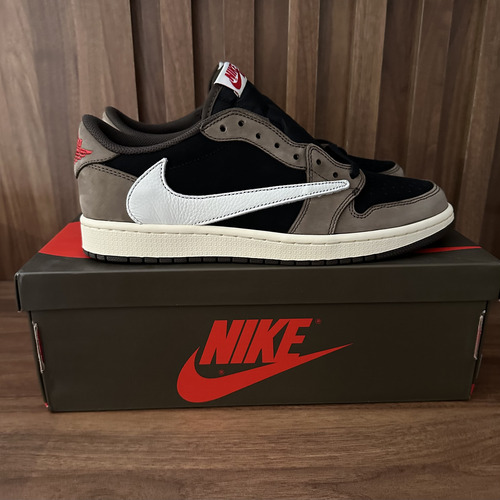 Air Jordan 1 Low Travis Scott Mocha 43 (Usado)