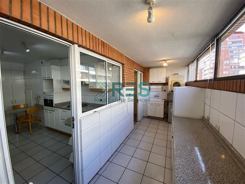 Imagen 9 de 22 de Departamento En Venta De 4 Dorm, 5 Baños En Las Condes