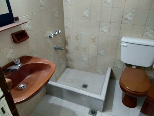 Imagen 18 de 20 de Duplex 3 Ambientes Con Cochera Parque Luro Oportunidad Excelente Estado
