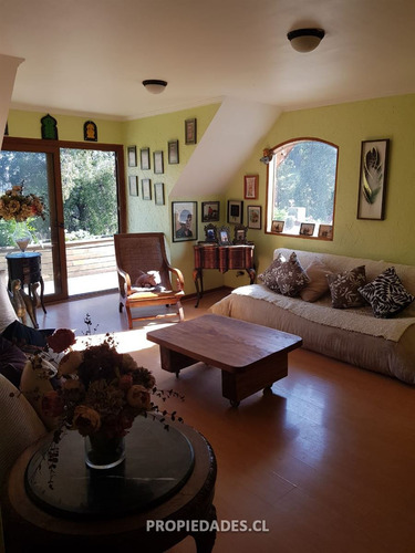 Casa En Venta De 5 Dormitorios En El Arrayán
