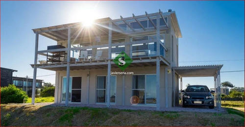 Venta Y Alquiler De Casa En Balneario Buenos Aires, 3 Dormitorios, 2 Baños. - Ref: 167276