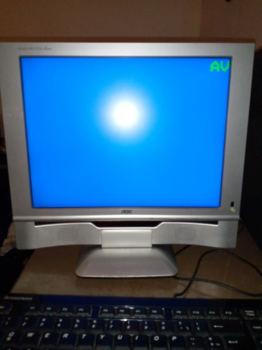 Imagen 8 de 10 de Computadora Lenovo Con Monitor Tv Marca Aoc