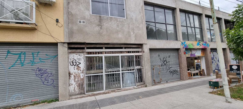 Imagen 5 de 10 de En Venta En El Palomar Local A Estrenar En Esquina De 75m2 Mas Entrepiso De 75m2 Con Baño, Entrega Inmediata Frente A La Estacion El Palomar. F: 9076