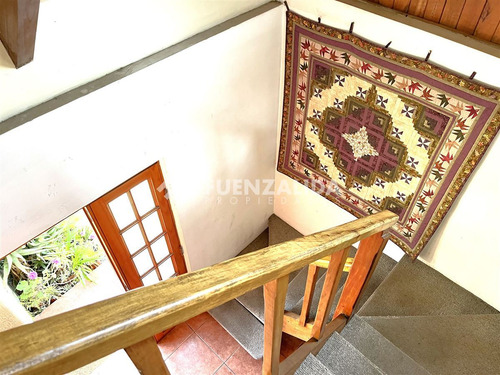 Casa En Venta De 3 Dorm. En Las Condes