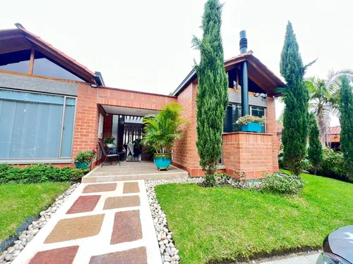 Vendo Casa Campstre En El Retiro Con Excelente Ubicación