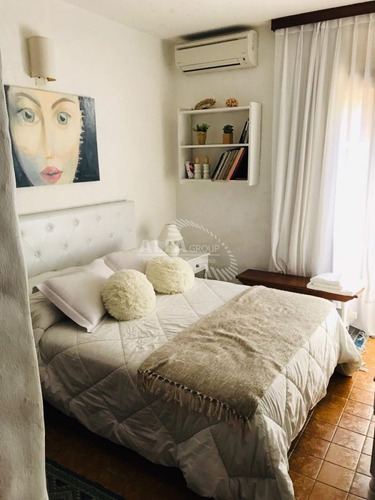 Imagen 14 de 26 de Casa En Venta En Punta Del Este, Mansa, 5 Dormitorios Y Dependencia - Punta Del Este Mansa