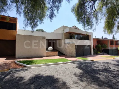 Casa Residencial En Venta, Fraccionamiento Las Animas, Puebla