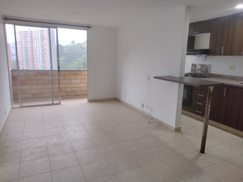 Apartamento Para Arriendo En La Loma De Los Bernal Ac-58650