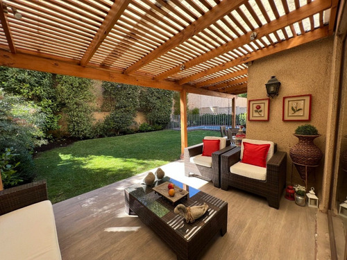 Imagen 6 de 27 de Preciosa Casa Condominio San Carlos De Apoquindo Las Condes