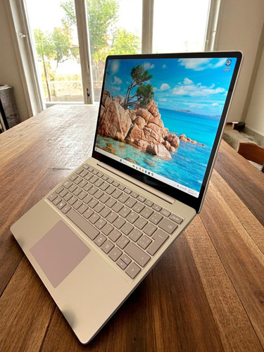 Laptop Microsoft Surface Go 3, Intel Core I5, 8gb, 256gb Ssd Dorado (Reacondicionado)