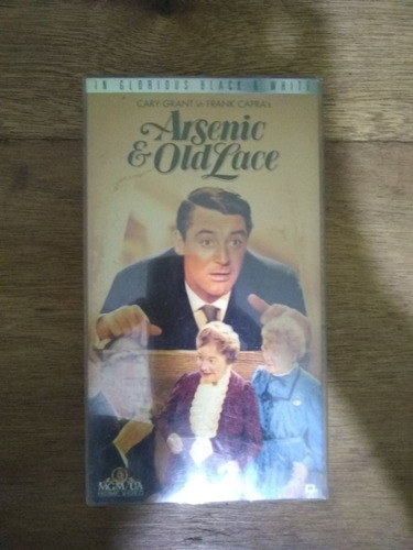 Arsenic And Old Lace Vhs Película 