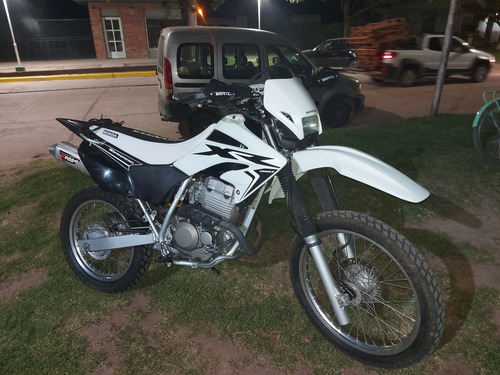 Imagen 3 de 17 de Honda Tornado