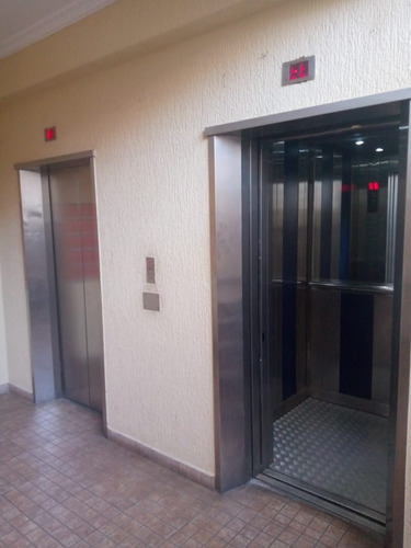 Imagen 13 de 19 de Century 21 Inmoservi Ofrece Amplio Apartamento En Residencias Karla-valentina
