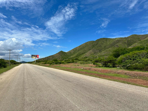 Vendo Terreno De 72.000 Mts, Playa Caribe, Isla De Margarita