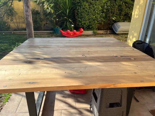 Mesa De Roble Reciclado