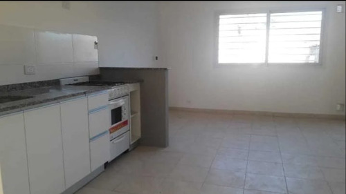 Imagen 2 de 6 de Venta!!! Departamento 2 Ambientes Amplio En Complejo Cerrado