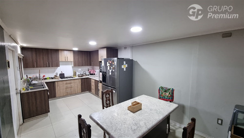 Casa En Venta De 4 Dorm En Parque Lantaño, Chillán