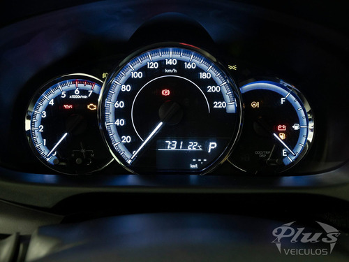 Imagem 12 de 15 de Toyota Yaris 1.3 Xl Aut
