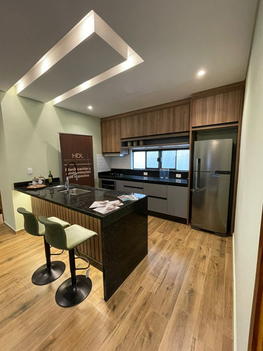 Vendo Casa Amoblada Con Piscina En El Barrio Kennedy: 3 Habitaciones Y 3 Baños
